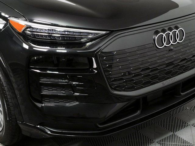 Used 2025 Audi Q6 e-tron Prestige w/ Black Warm Weather Package image 38