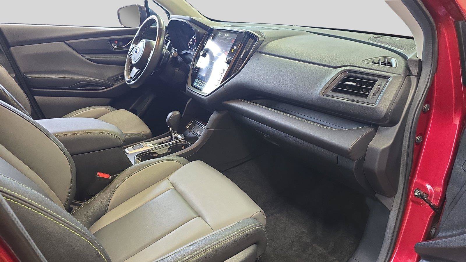 Used 2024 Subaru Ascent Onyx Edition AWD/4WD image 16