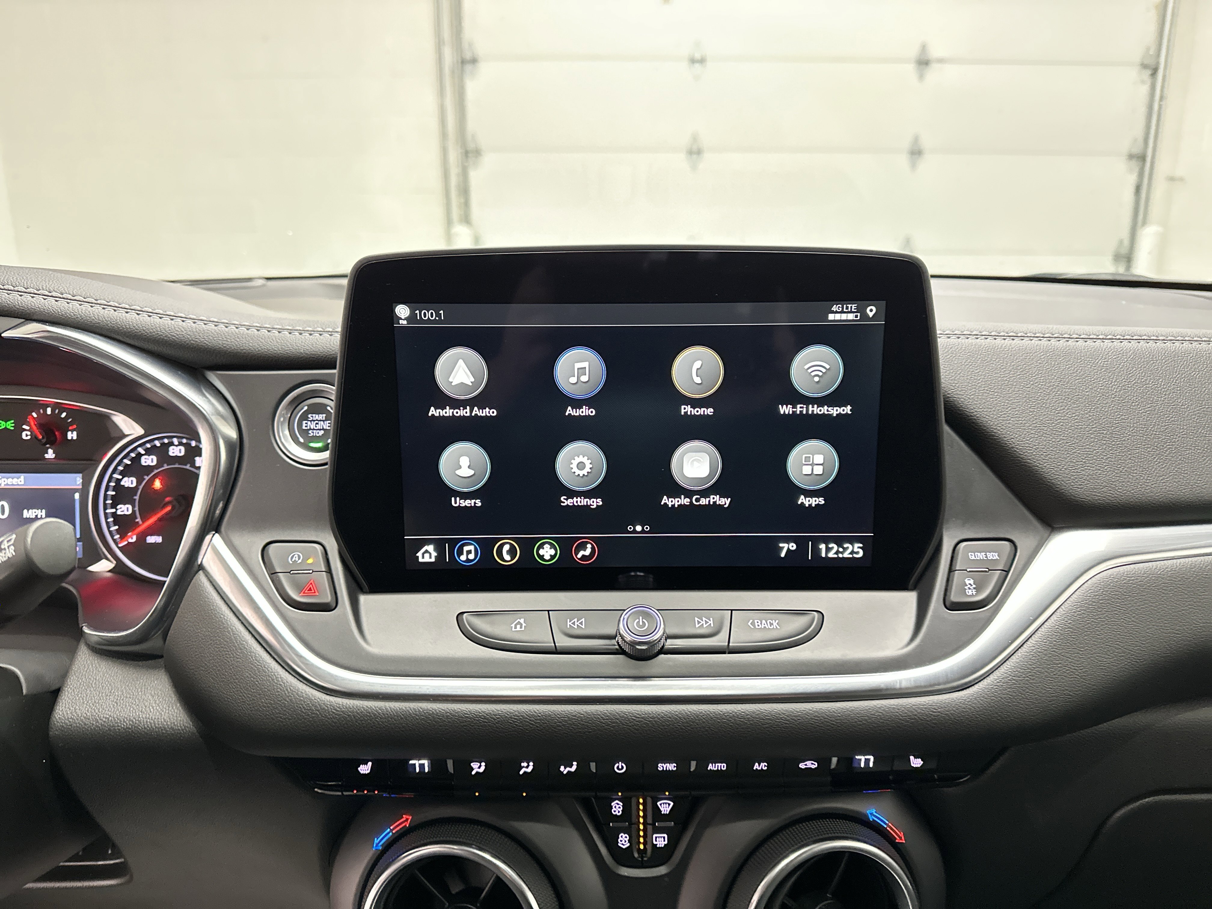 Used 2024 Chevrolet Blazer LT image 31