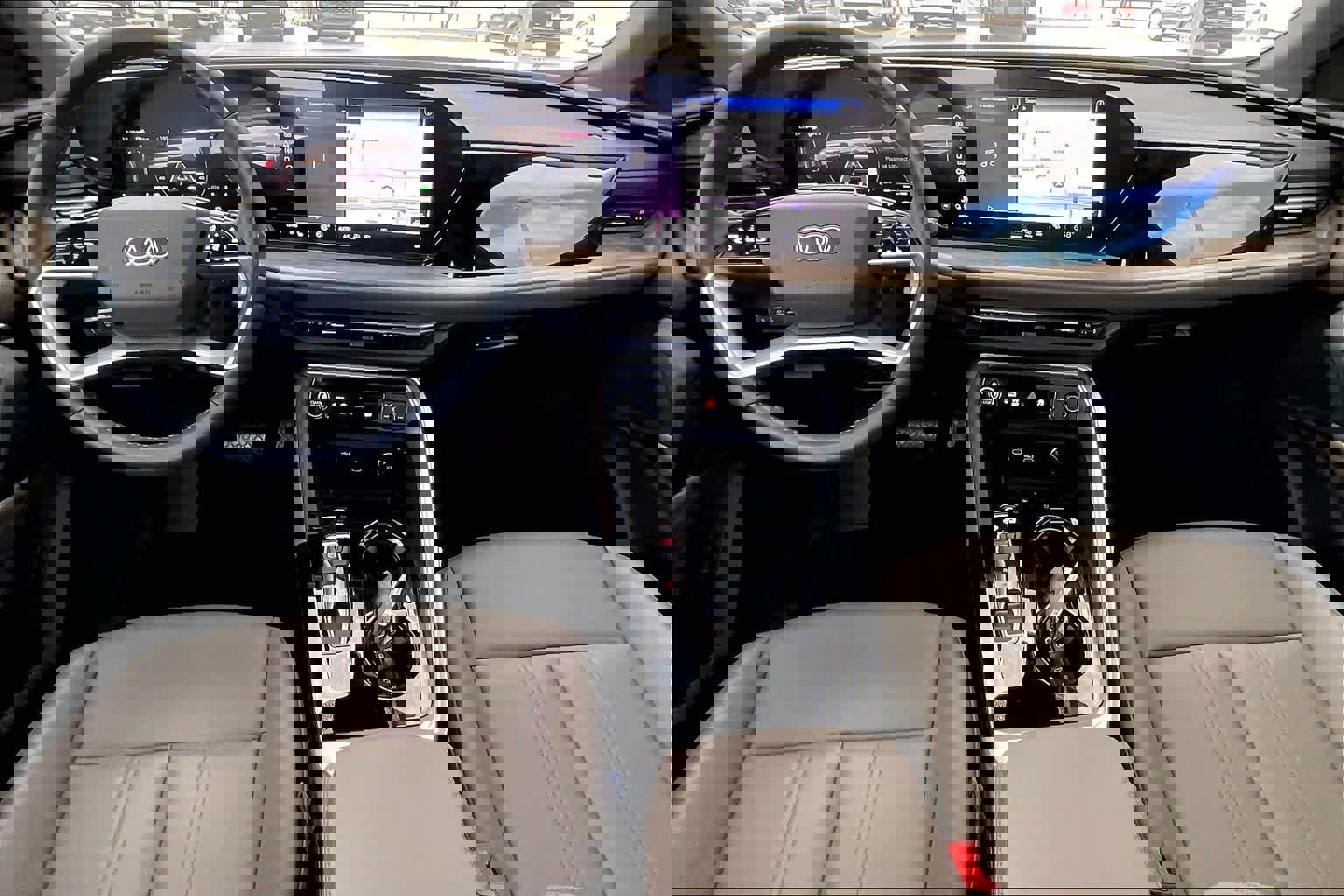 Certified 2025 Audi Q5 Premium w/ Convenience Package image 14