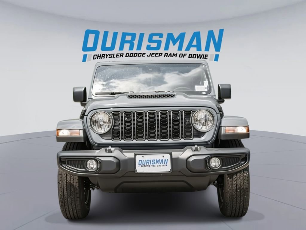 New 2025 Jeep Gladiator Sport AWD/4WD image 2