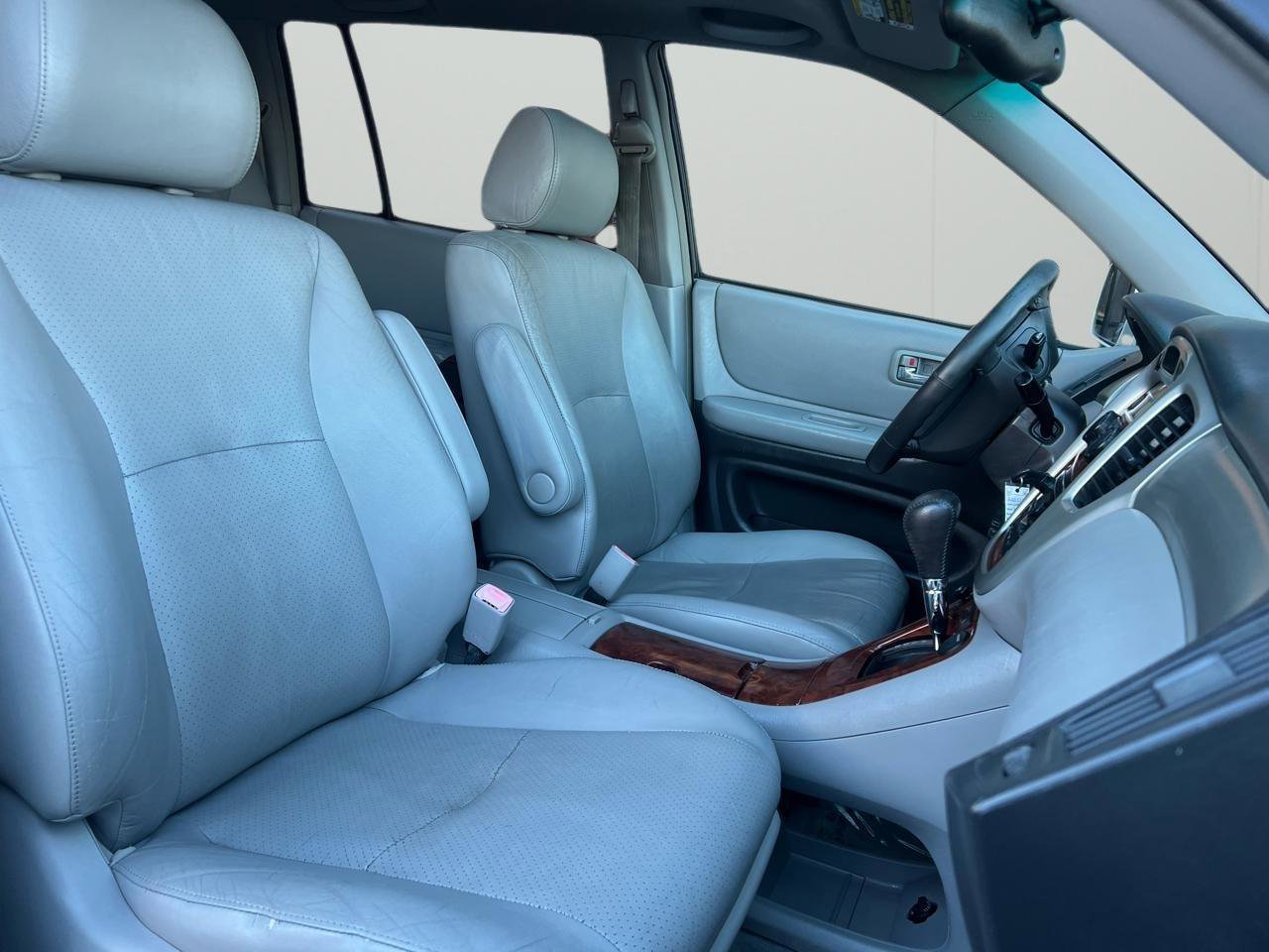 Used 2006 Toyota Highlander Limited AWD/4WD image 19