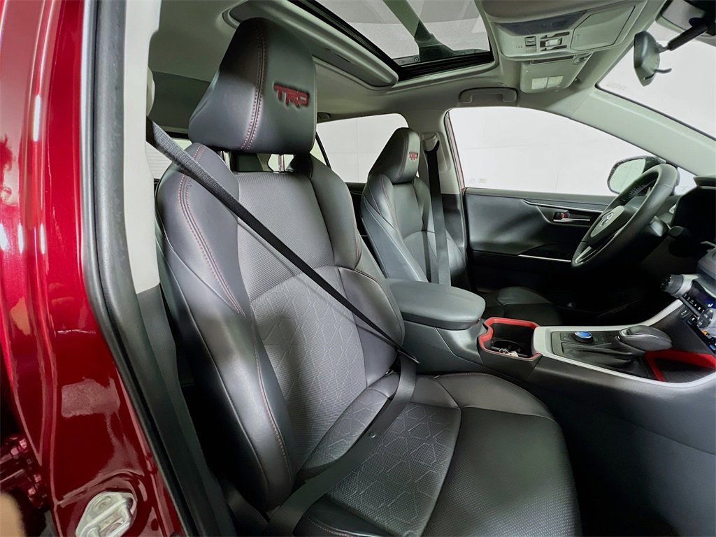 Certified 2024 Toyota RAV4 TRD Off-Road image 27