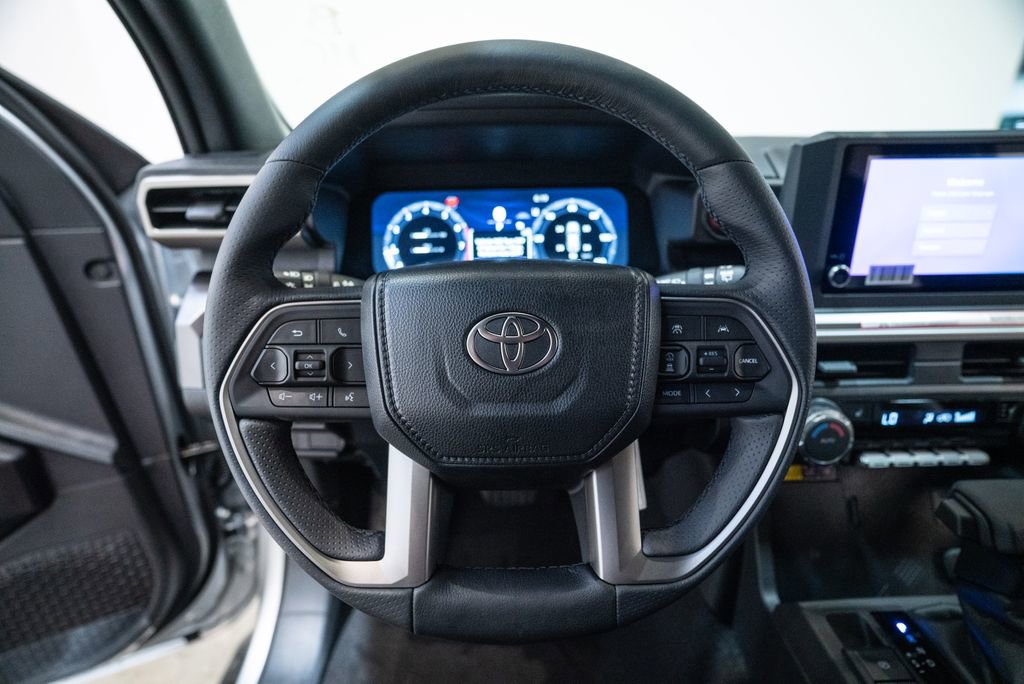 New 2026 Toyota 4Runner TRD Off-Road AWD/4WD image 18