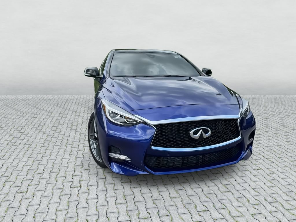 Certified 2018 INFINITI QX30 Sport w/ Sport Leather Package FWD image 2