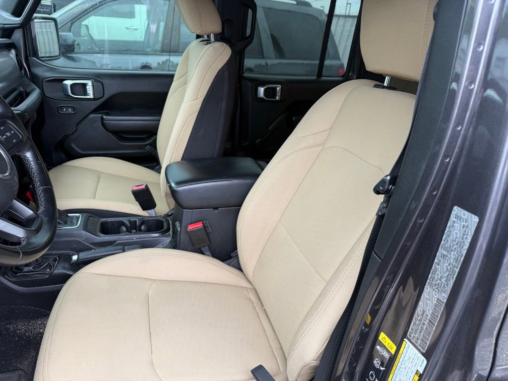 Used 2021 Jeep Gladiator Sport AWD/4WD image 9