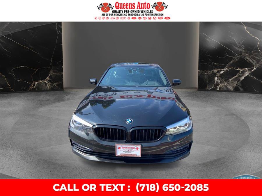 Used 2018 BMW 530i xDrive w/ Premium Package AWD/4WD image 2