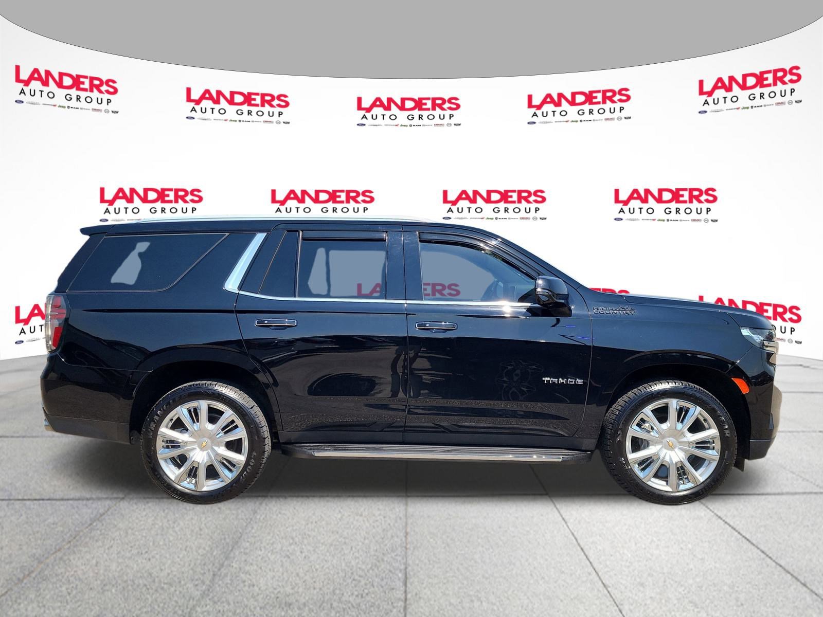 Used 2021 Chevrolet Tahoe High Country image 2