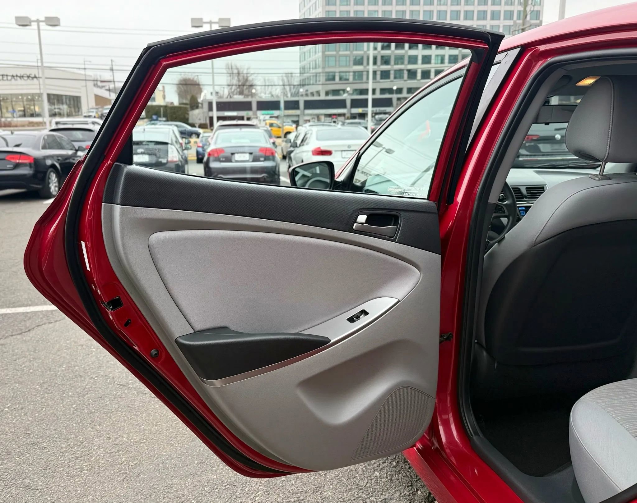 Used 2017 Hyundai Accent Value Edition image 24