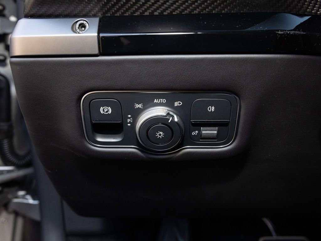 New 2026 Aston Martin V8 Vantage S image 30