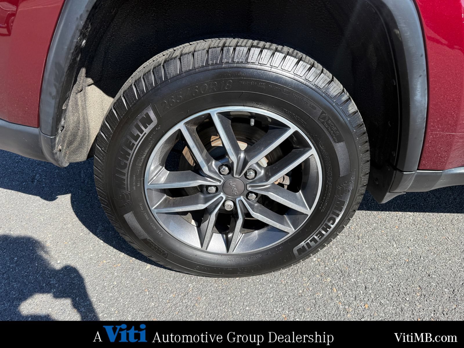 Used 2019 Jeep Grand Cherokee Limited AWD/4WD image 14