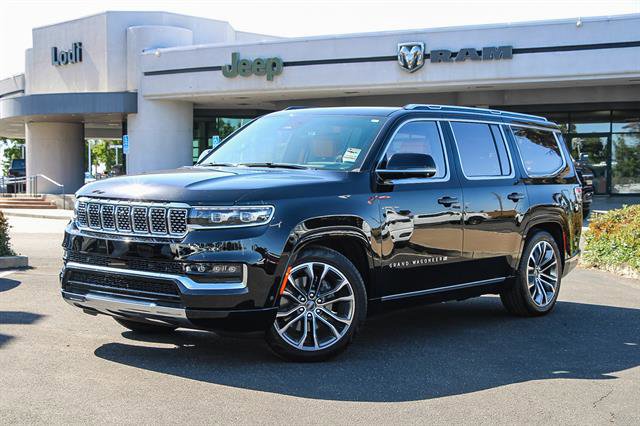 New 2023 Jeep Grand Wagoneer Series III image 1