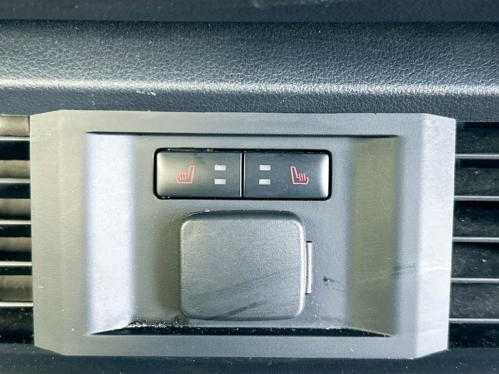 Used 2023 Ford F150 Lariat w/ Equipment Group 502A High image 33