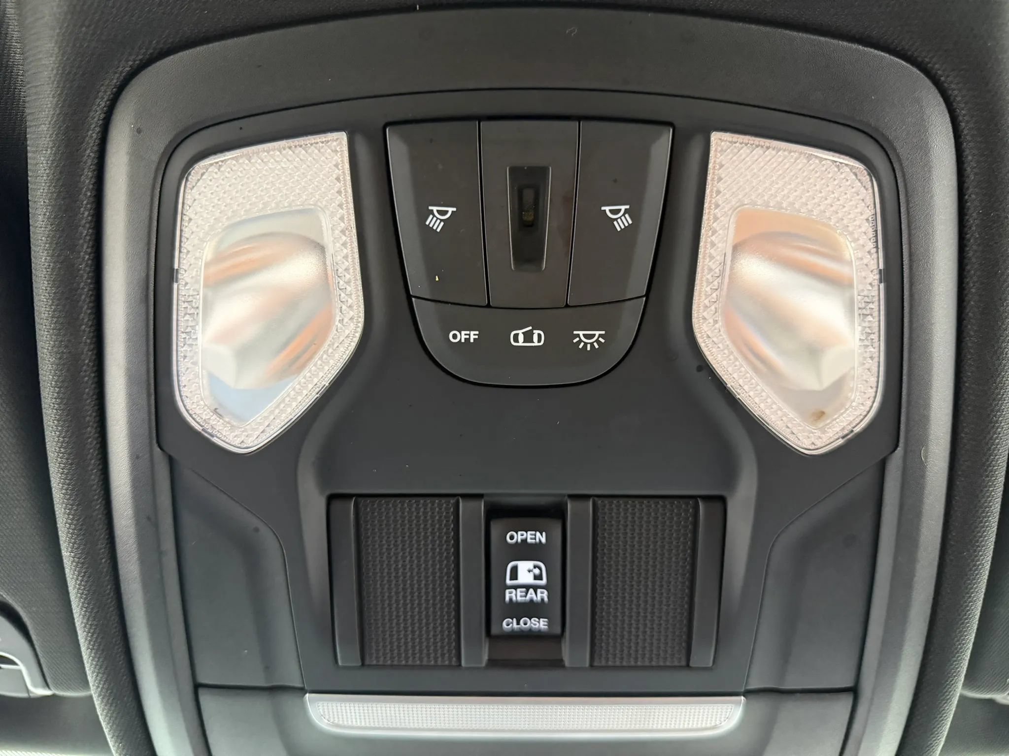 Used 2019 RAM 1500 Big Horn AWD/4WD image 30