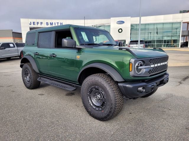 New 2025 Ford Bronco Badlands w/ Sasquatch Package