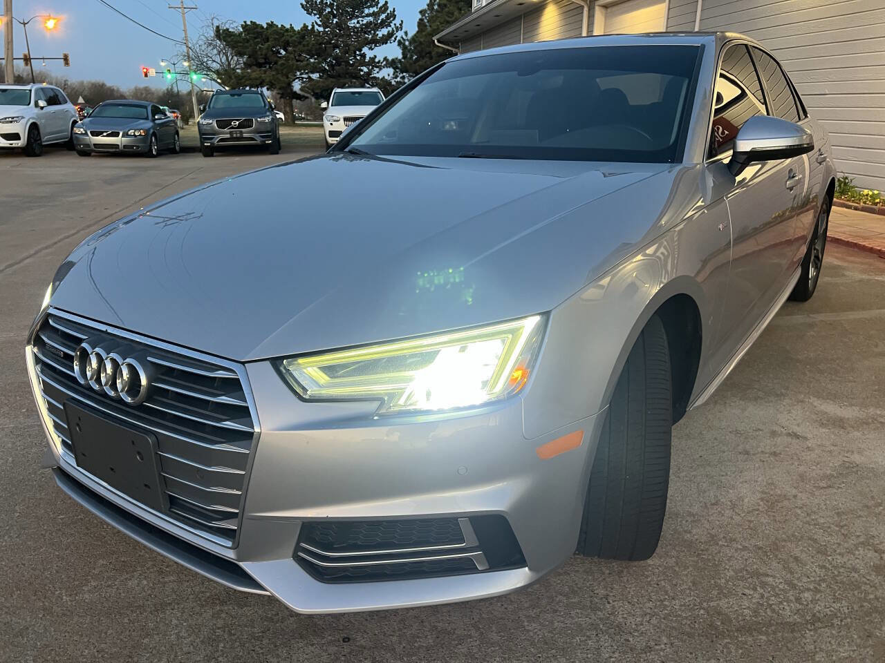 Used 2018 Audi A4 2.0T Premium Plus image 3