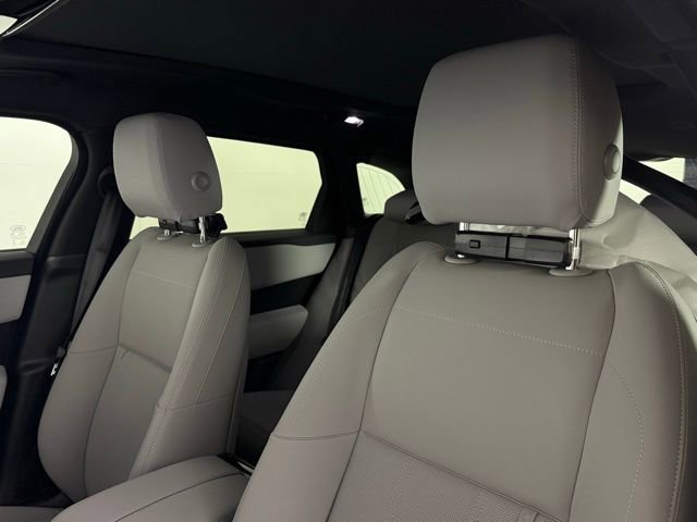 New 2026 Land Rover Range Rover Velar Dynamic SE image 19