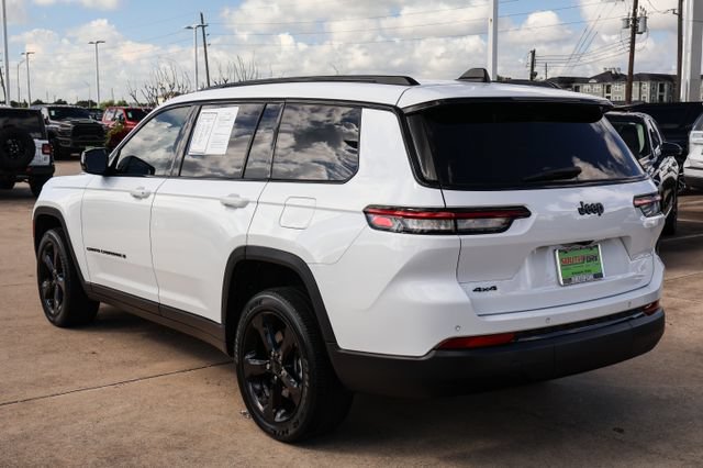 Used 2024 Jeep Grand Cherokee L Altitude AWD/4WD image 4