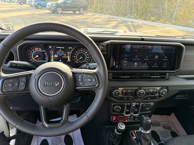 Used 2025 Jeep Wrangler Rubicon w/ Convenience Group image 5