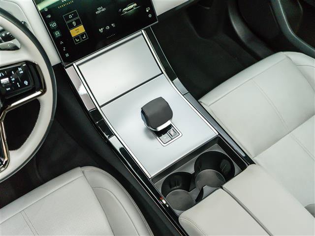 Used 2024 Land Rover Range Rover Velar S AWD/4WD image 25