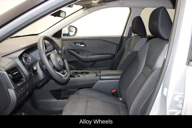 Used 2022 Nissan Rogue SV FWD image 10