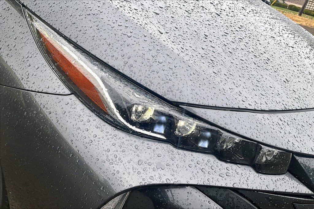 Used 2020 Toyota Prius Prime Limited FWD image 27