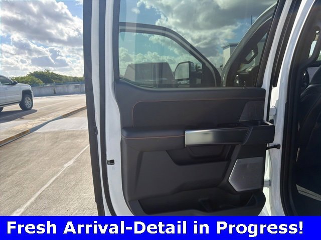 Used 2023 Ford F450 Platinum image 12