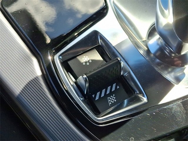 Used 2023 Jaguar F-TYPE R image 25