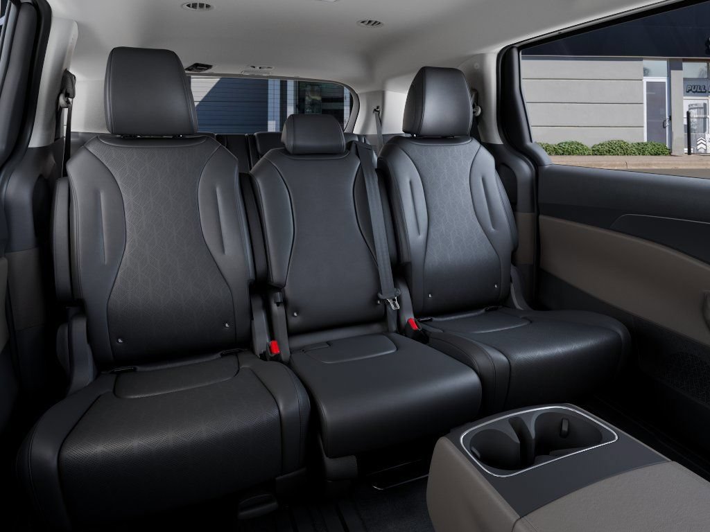 New 2026 Kia Carnival LXS FWD image 19