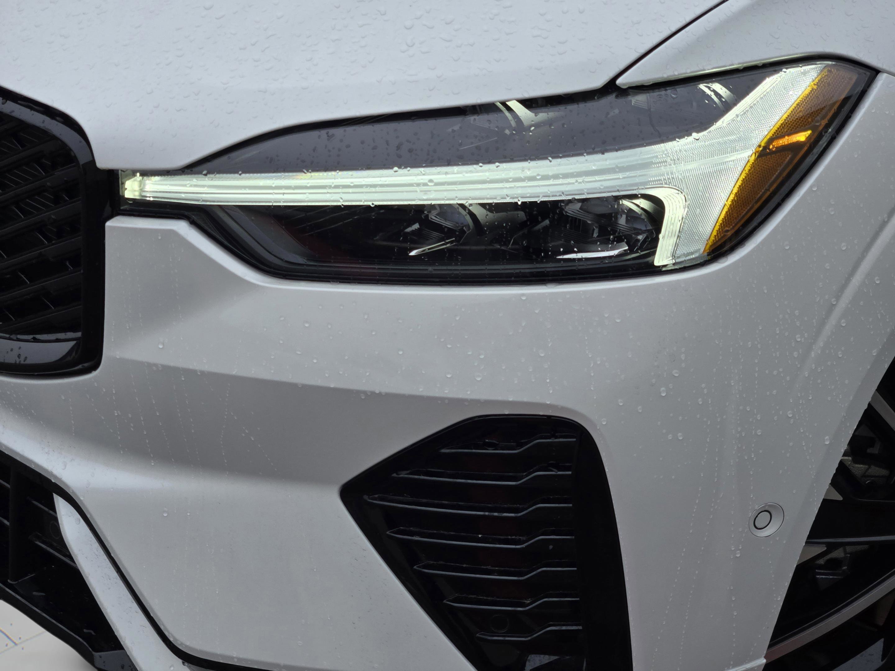 New 2026 Volvo XC60 B5 Ultra w/ Protection Package Premier AWD/4WD image 27