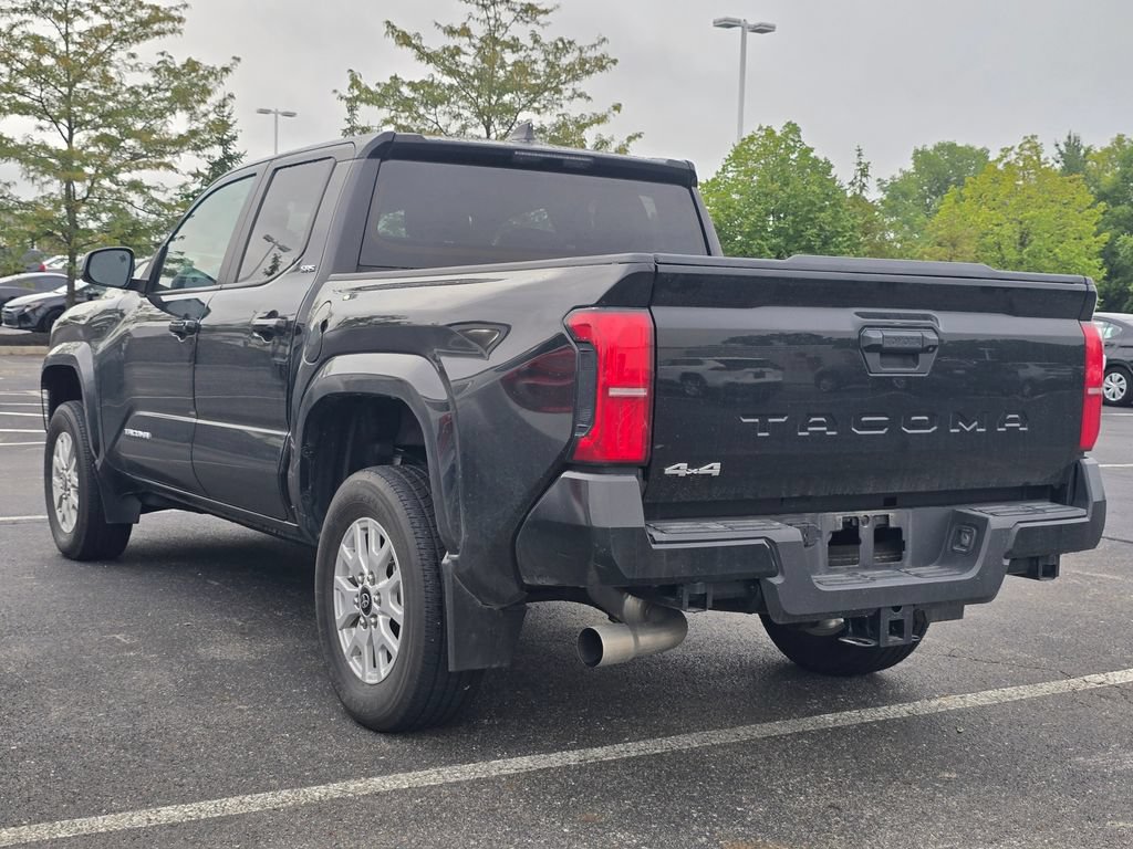 Certified 2024 Toyota Tacoma SR5 AWD/4WD image 6