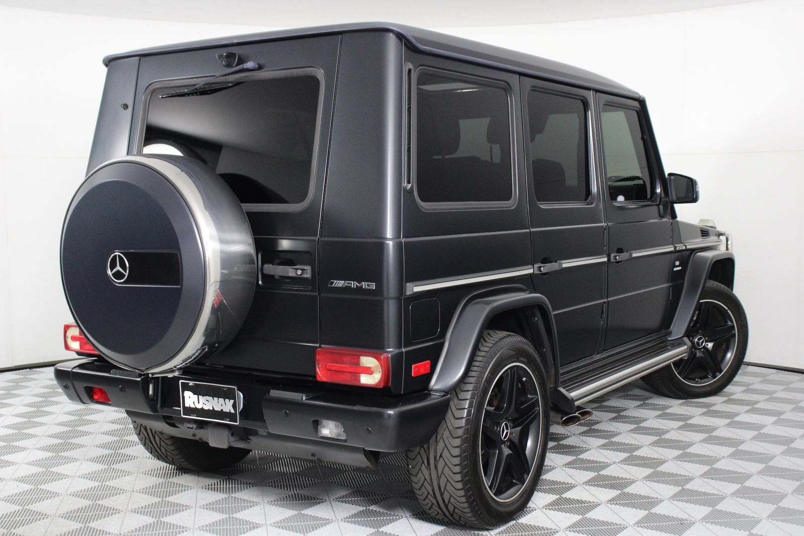 Used 2015 Mercedes-Benz G 63 AMG 4MATIC image 4