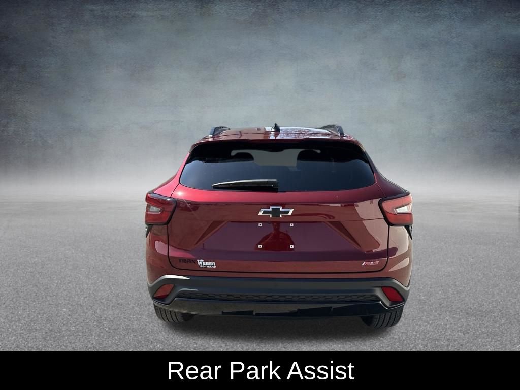 Used 2025 Chevrolet Trax RS w/ Driver Confidence Package image 4