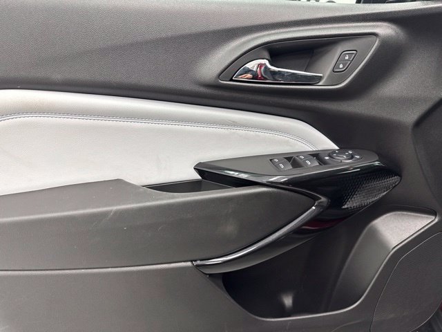 Used 2024 Chevrolet Trax LT FWD image 9