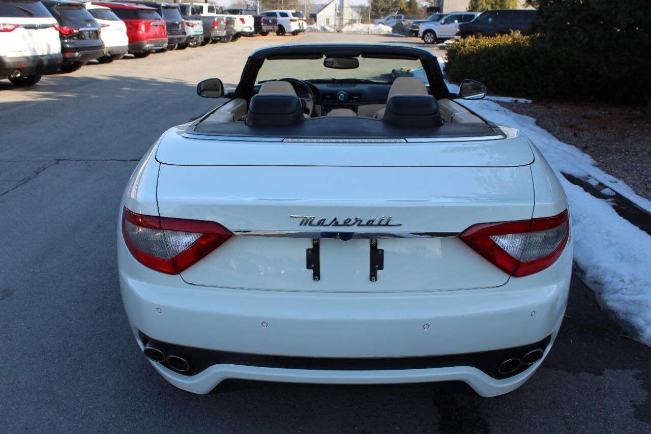 Used 2015 Maserati GranTurismo Convertible image 7