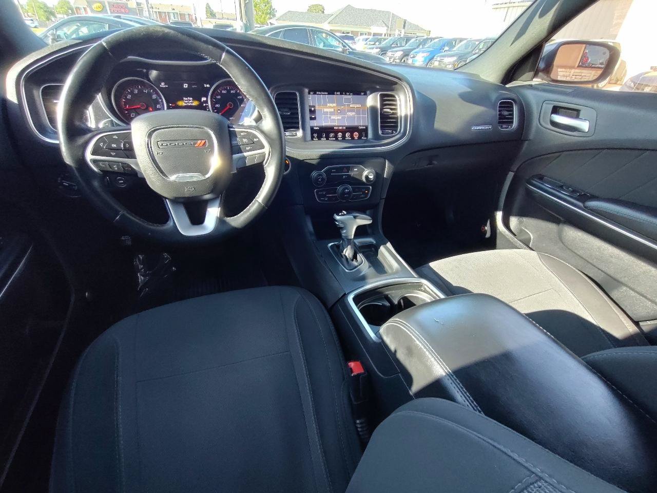 Used 2015 Dodge Charger SXT RWD image 39