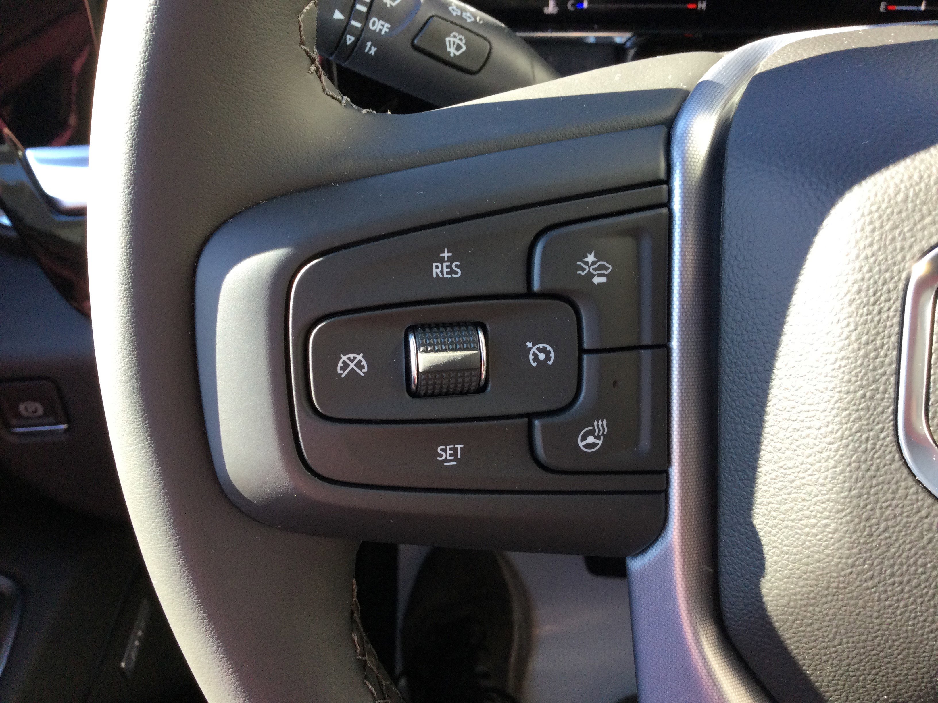 New 2026 GMC Sierra 3500 SLT w/ SLT Premium Package image 15