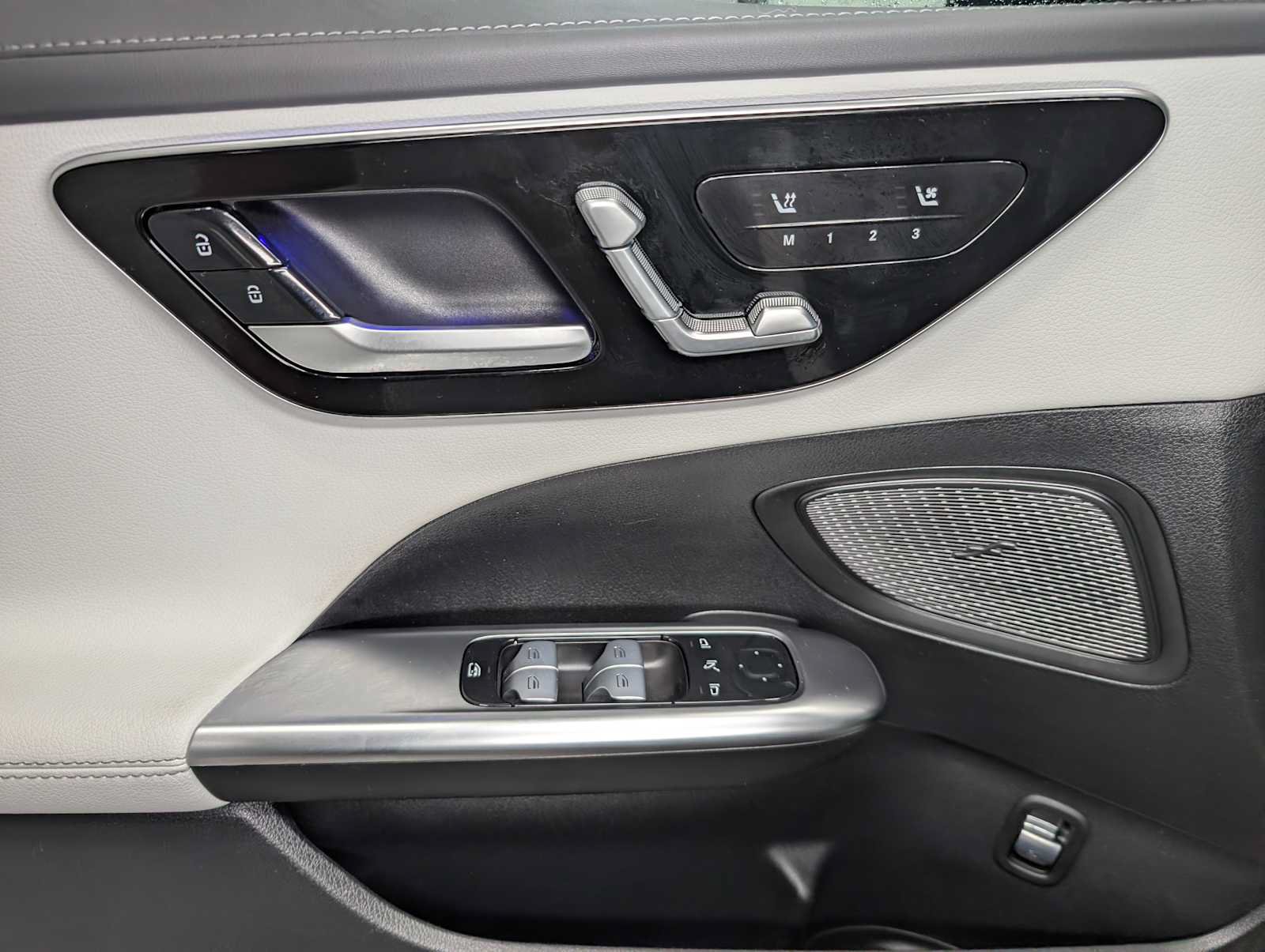Certified 2023 Mercedes-Benz C 300 4MATIC Sedan image 35
