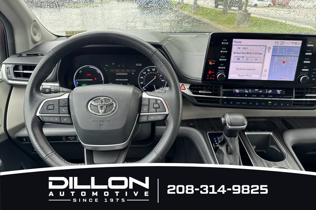 Used 2024 Toyota Sienna Limited AWD/4WD image 16