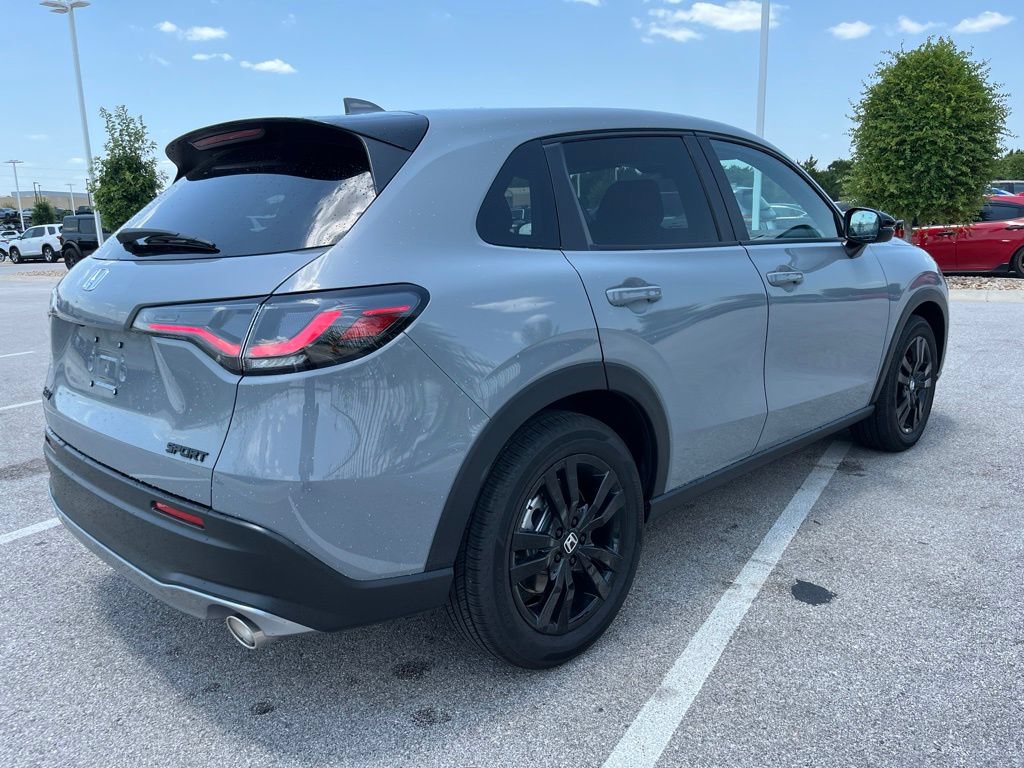 Certified 2027 Honda HR-V Sport image 4