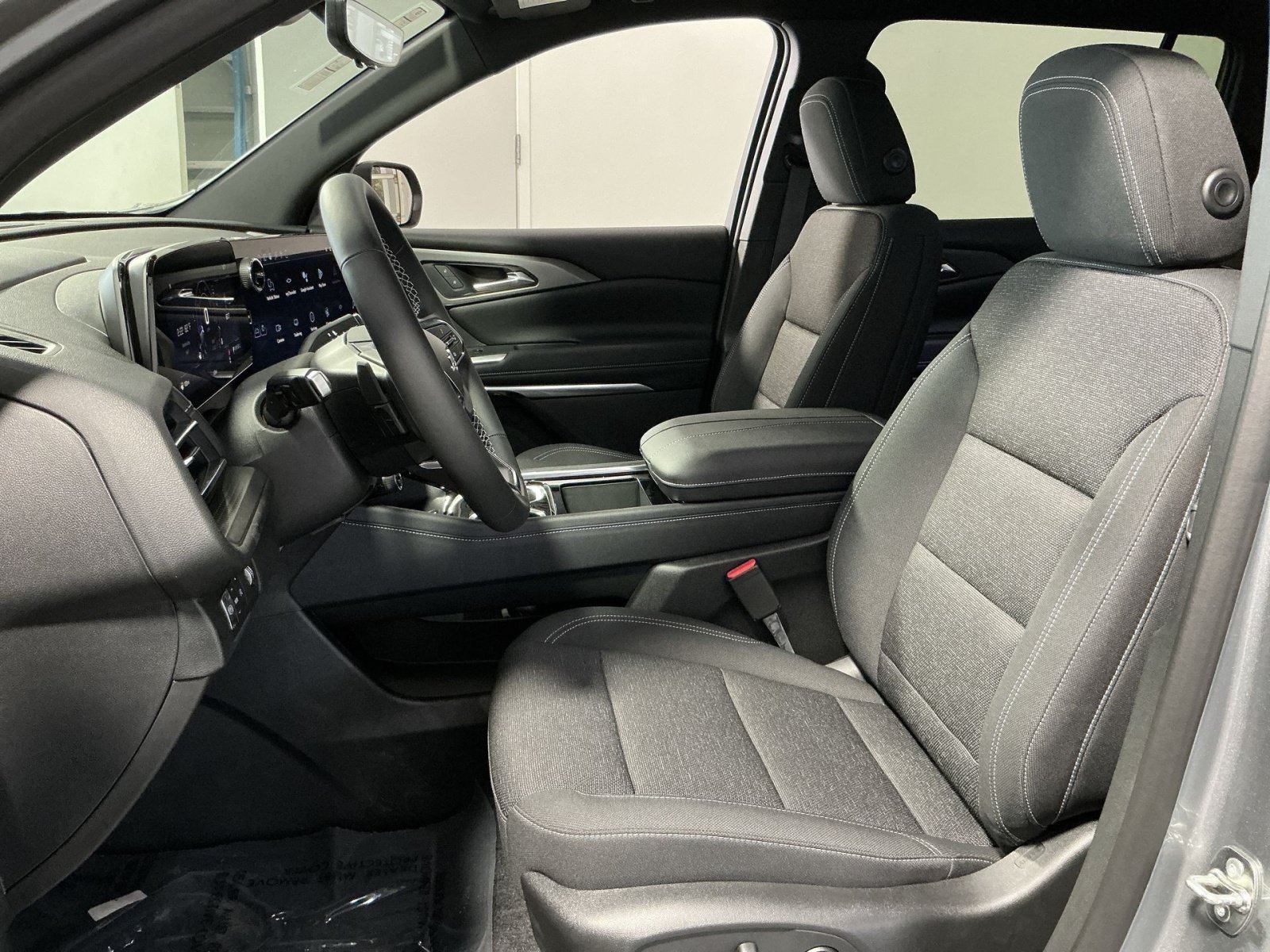 New 2026 Chevrolet Traverse LT w/ Midnight/Sport Edition FWD image 14