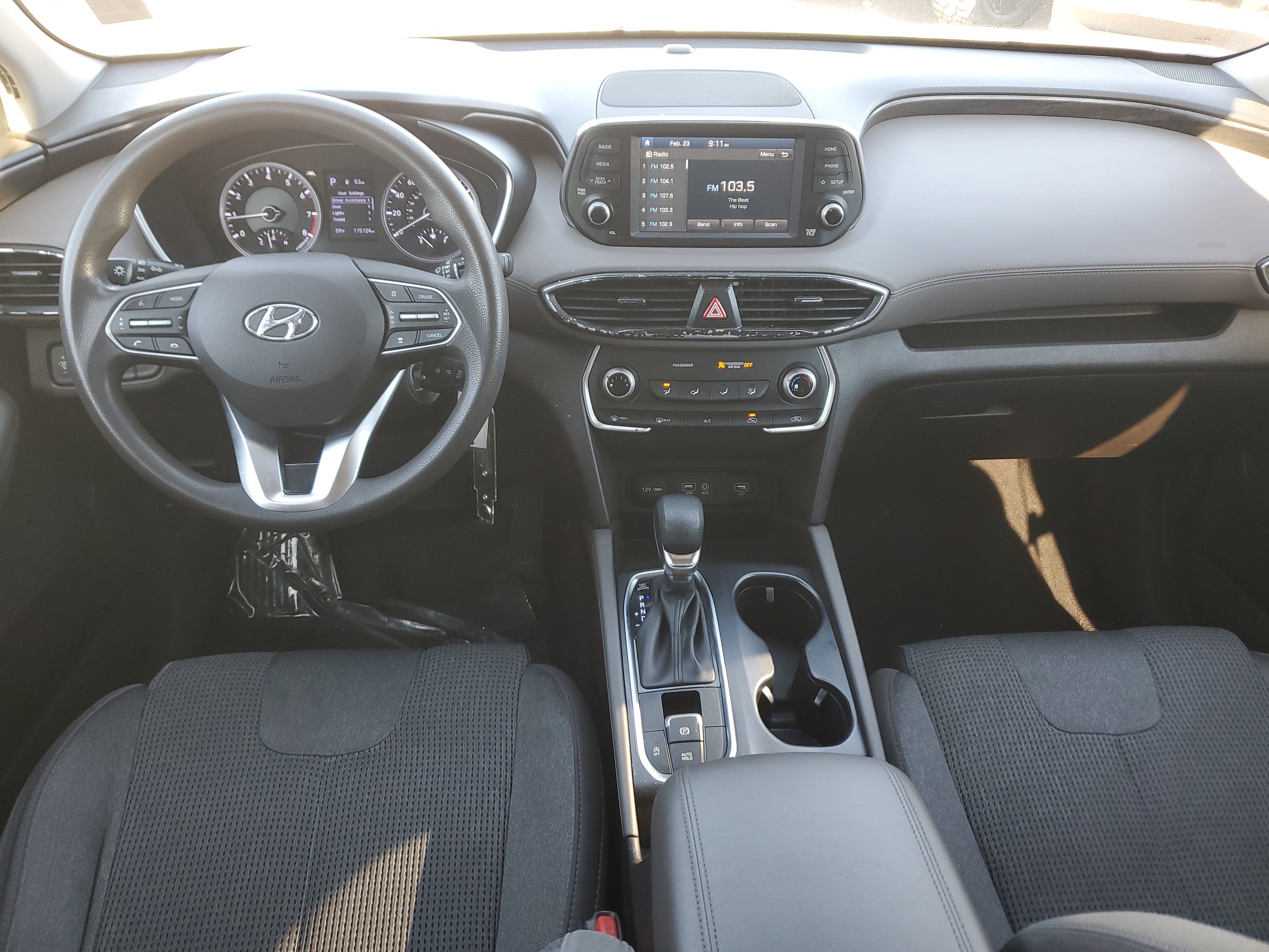 Used 2020 Hyundai Santa Fe SE image 15