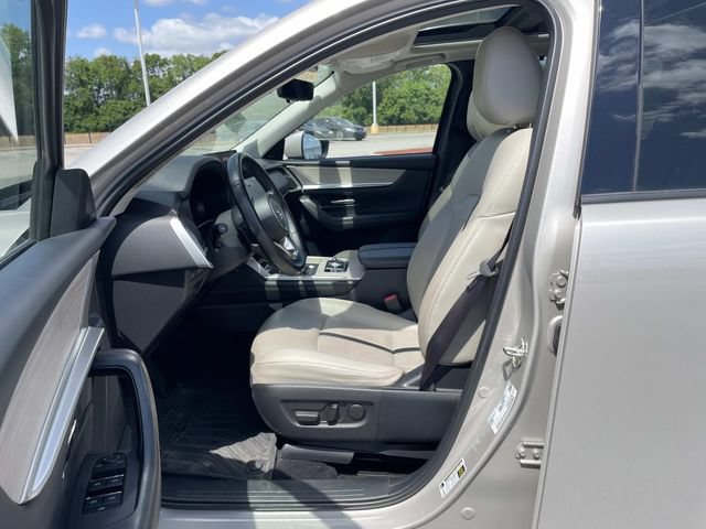 Used 2024 MAZDA CX-90 Plug-In Hybrid w/ Premium Pkg AWD/4WD image 14