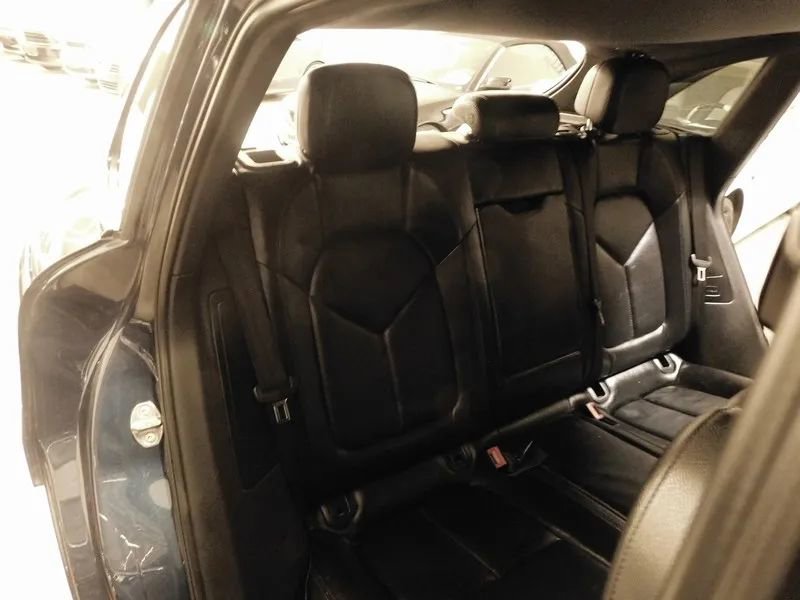 Used 2015 Porsche Macan S AWD/4WD image 38