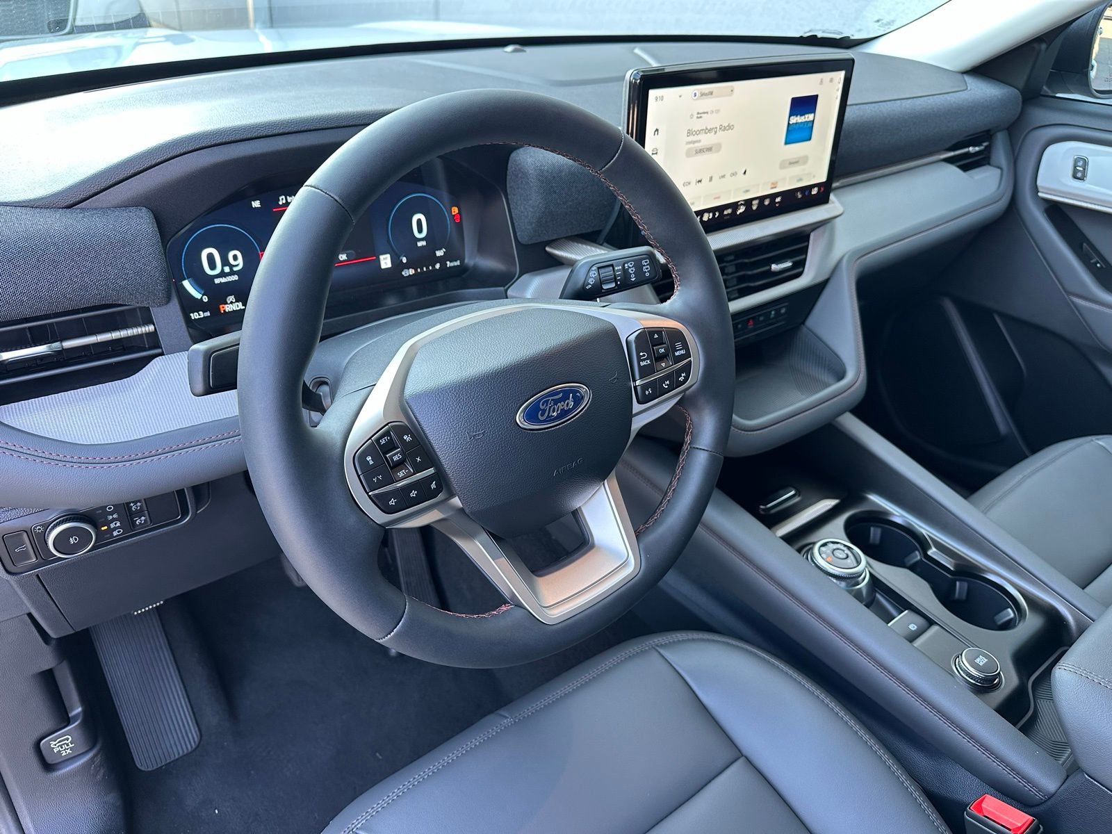 New 2025 Ford Explorer Active w/ Active Comfort Package image 8