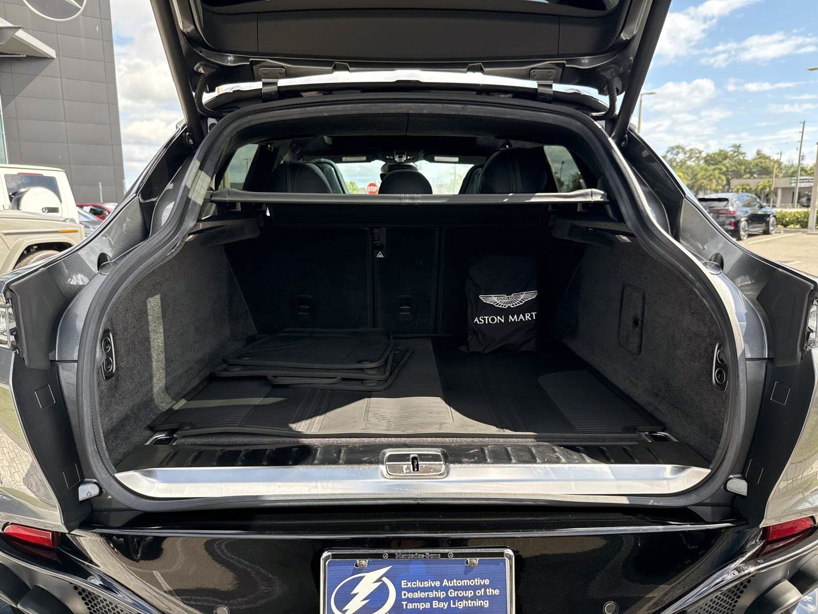 Used 2023 Aston Martin DBX 707 AWD/4WD image 11