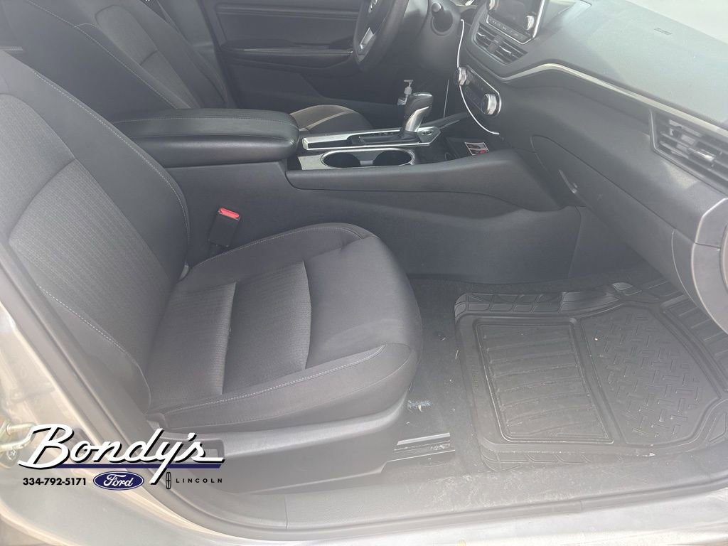 Used 2021 Nissan Altima 2.5 SV image 4