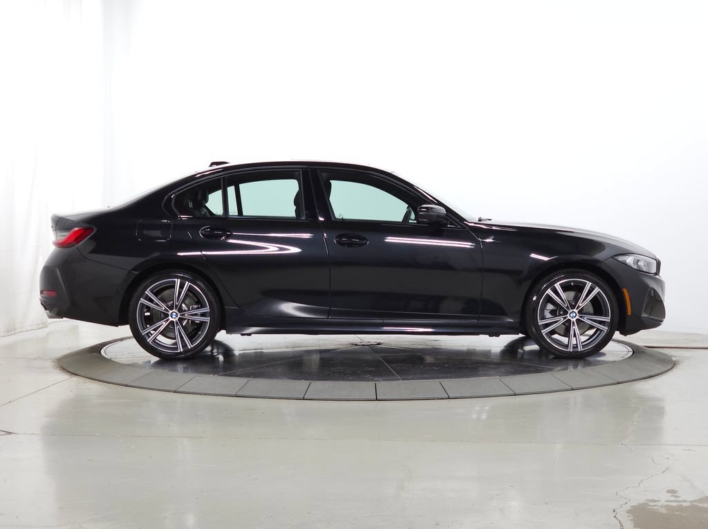 Used 2023 BMW 330i xDrive Sedan AWD/4WD image 12