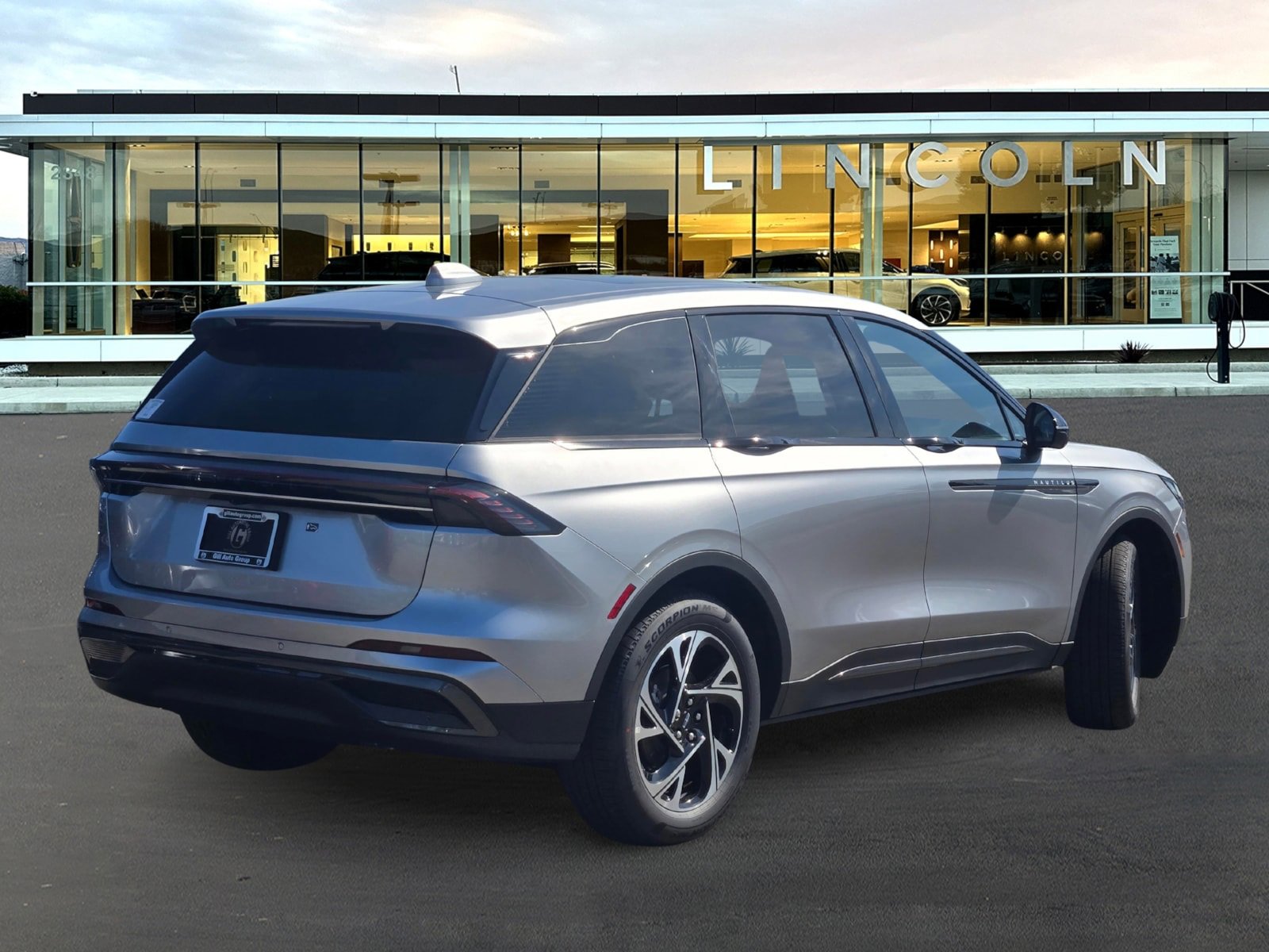 New 2025 Lincoln Nautilus Premier w/ Equipment Group 102A image 4