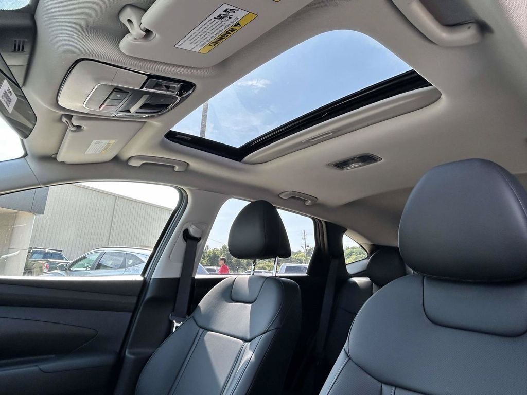 New 2026 Hyundai Tucson SEL FWD image 17